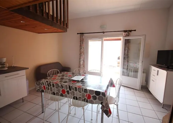 5 Couchages Terrasse Ombragee Parking Dans Securisee Avec Piscine Commune A 400m De La Lrjp65 * Portiragnes